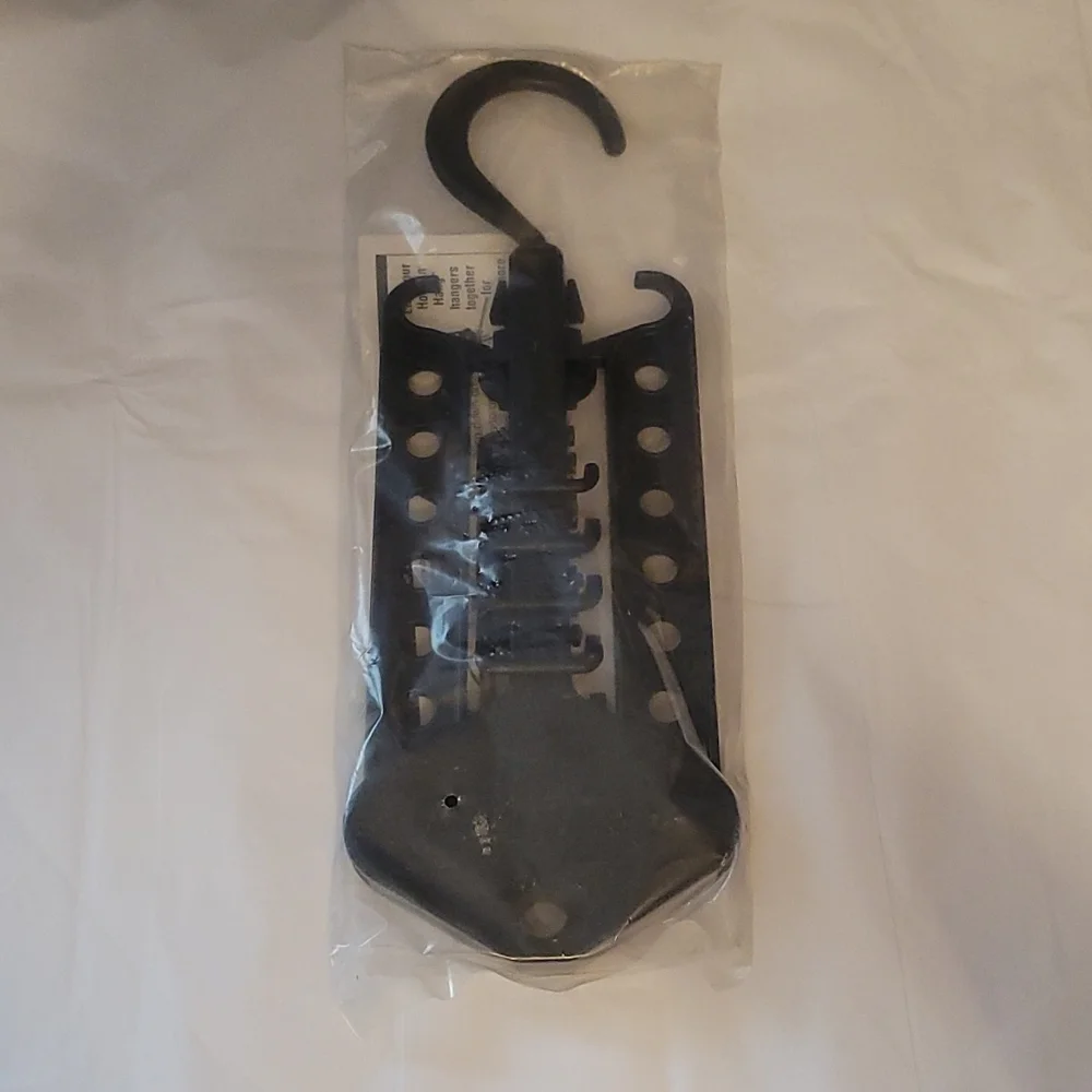 Hook'n Hang Hanger